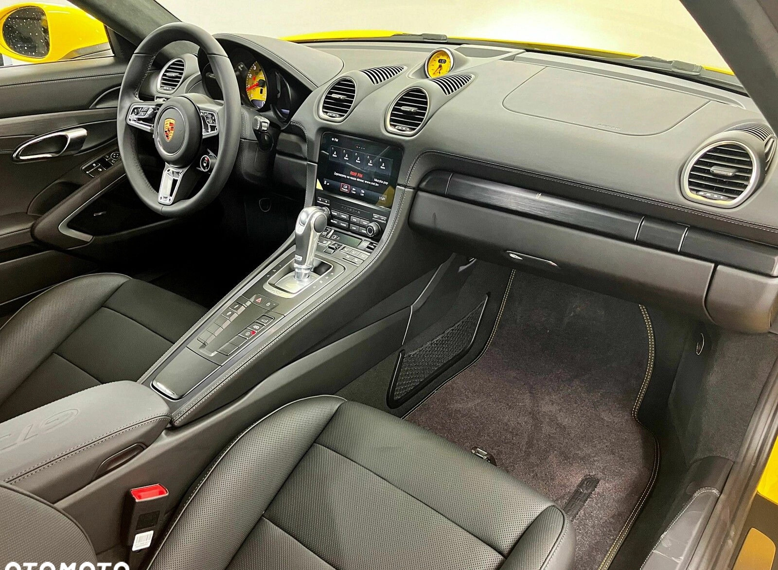 Porsche 718 Cayman cena 559000 przebieg: 2565, rok produkcji 2023 z Poniec małe 781